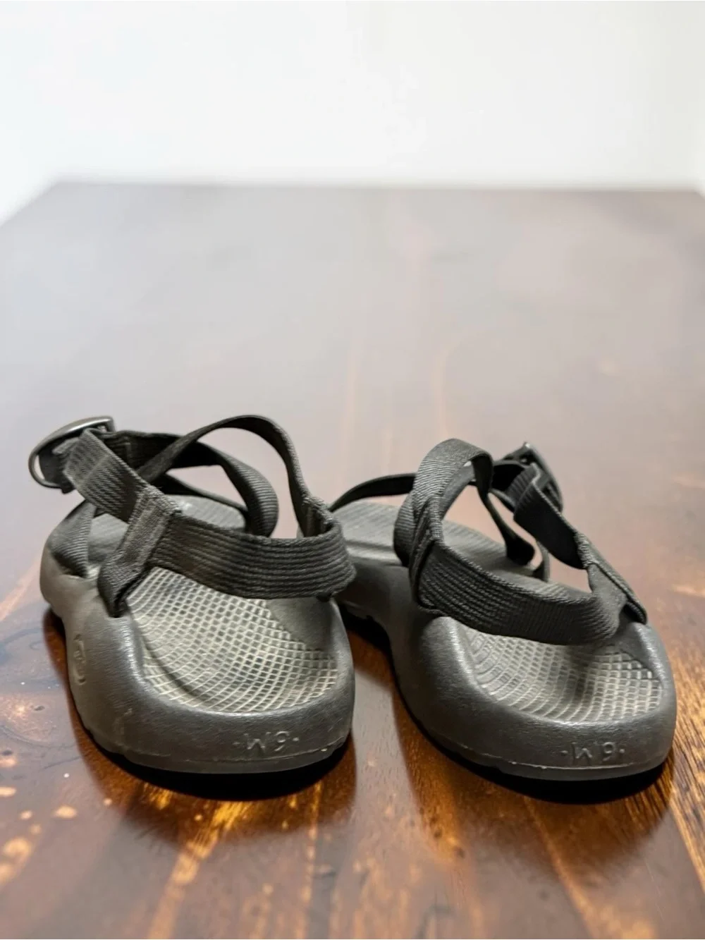 Women’s Chaco Black Z/1 Sport Sandals with Adjustable Straps Minimal Wear
